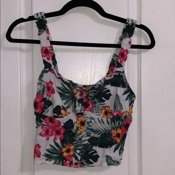 GUESS Floral Ruched Back Cropped Tank Top